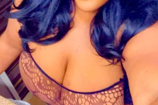 BBW POLE DRAINER VISITI NG 1 ONE NIGHT ONLY - Image 12