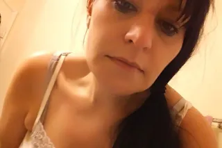 Ashley love!❤Very Mature Innocent Sexy Mom🍑Hookup/Video Chat Fun/Hot Video Content Sell Available!! - Image 2