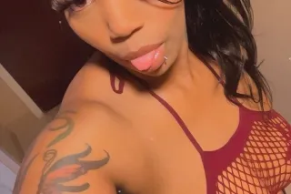🥰Sexy wet 💦$90 Qv special🤑honey here with that 🔥head and 👄🍯 - Image 1
