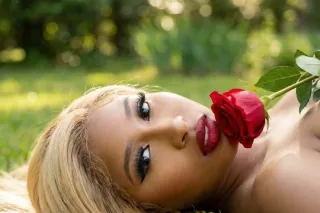 TUESDAY Im in CHICAGO ONLY IF I HAVE PRE BOOKING !!Fun 🍆💦🍫📍 🚕I YOU HAVE TO COME TO YOU !! Or either Or 🍀☘PRE BOOKING AVAILABLE 🏝💃🏽🚖🚌✈ WHITE MEN 💆🏼♂💆🏻♂ ONLY - Image 10