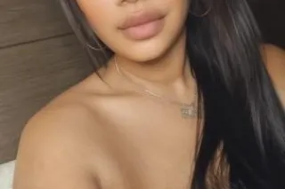 💦 Playmate With Curves In All The Right Places ✿♥✿♥✿ - Image 1