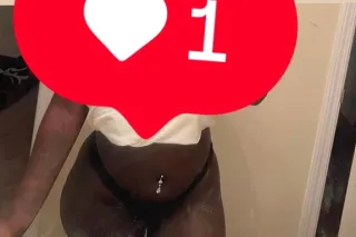 real discret freak 🐝💦💋 - Image 1