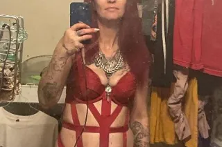 Uber for outcall and CarPlay only 👉👌😜 - Image 9